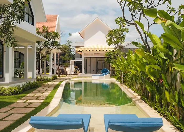 Kahuna Villas By Aayan