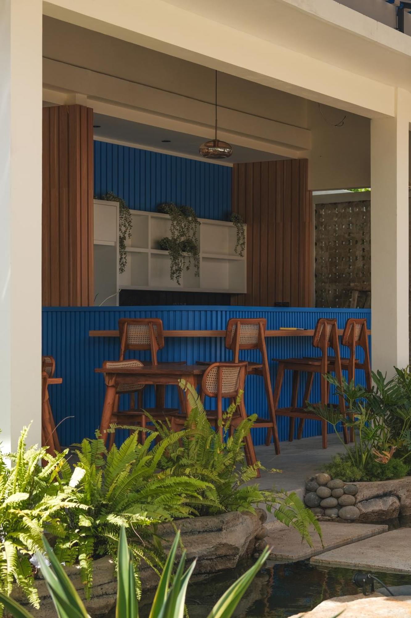 Hotel Kahuna By Aayan